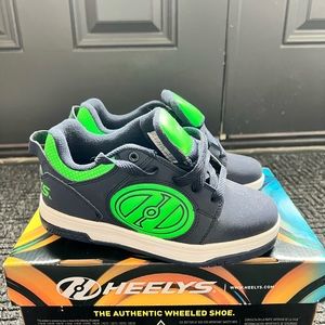 Heelys size 3 youth